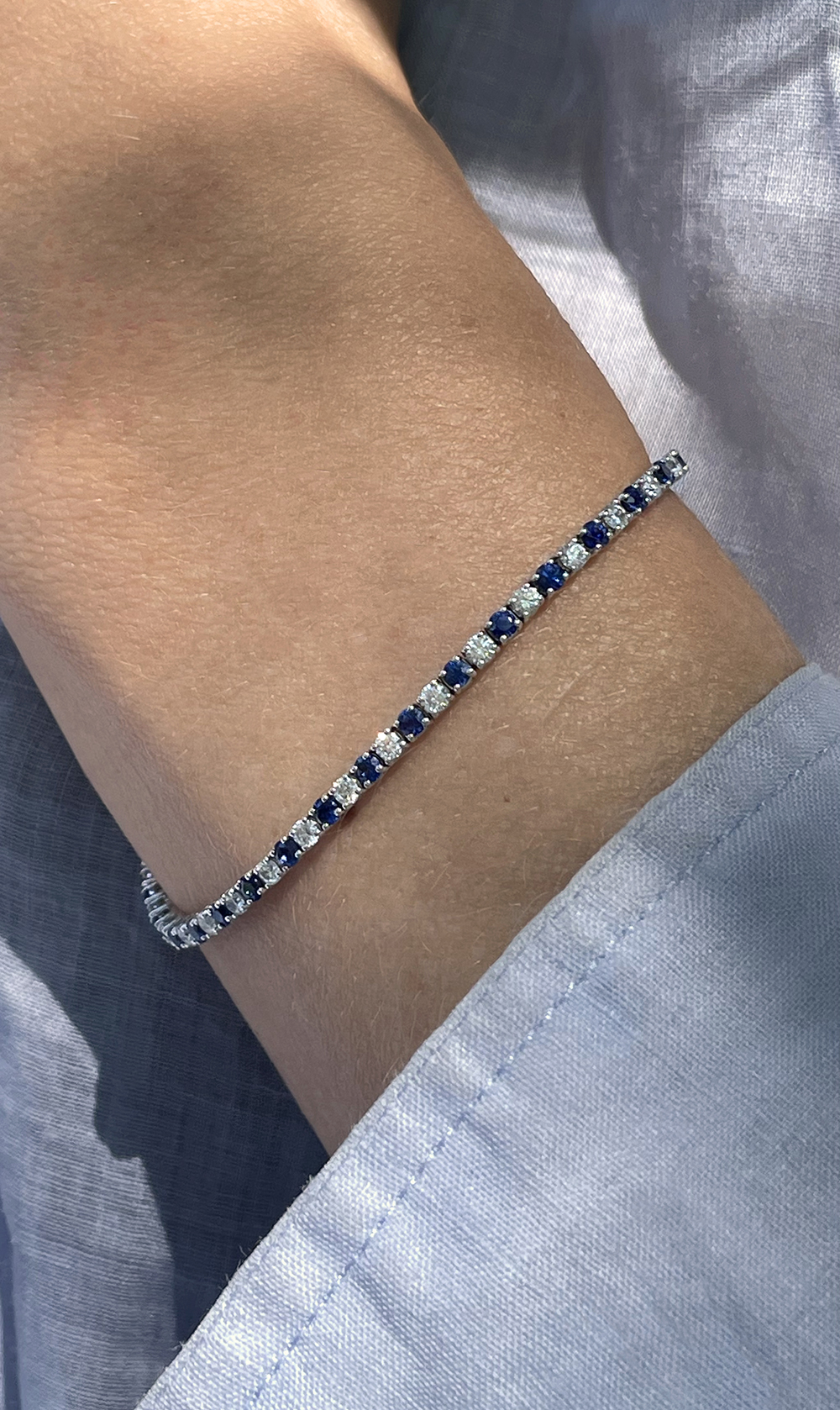 Diamond and Sapphire Tennis Bracelet 18k White Gold